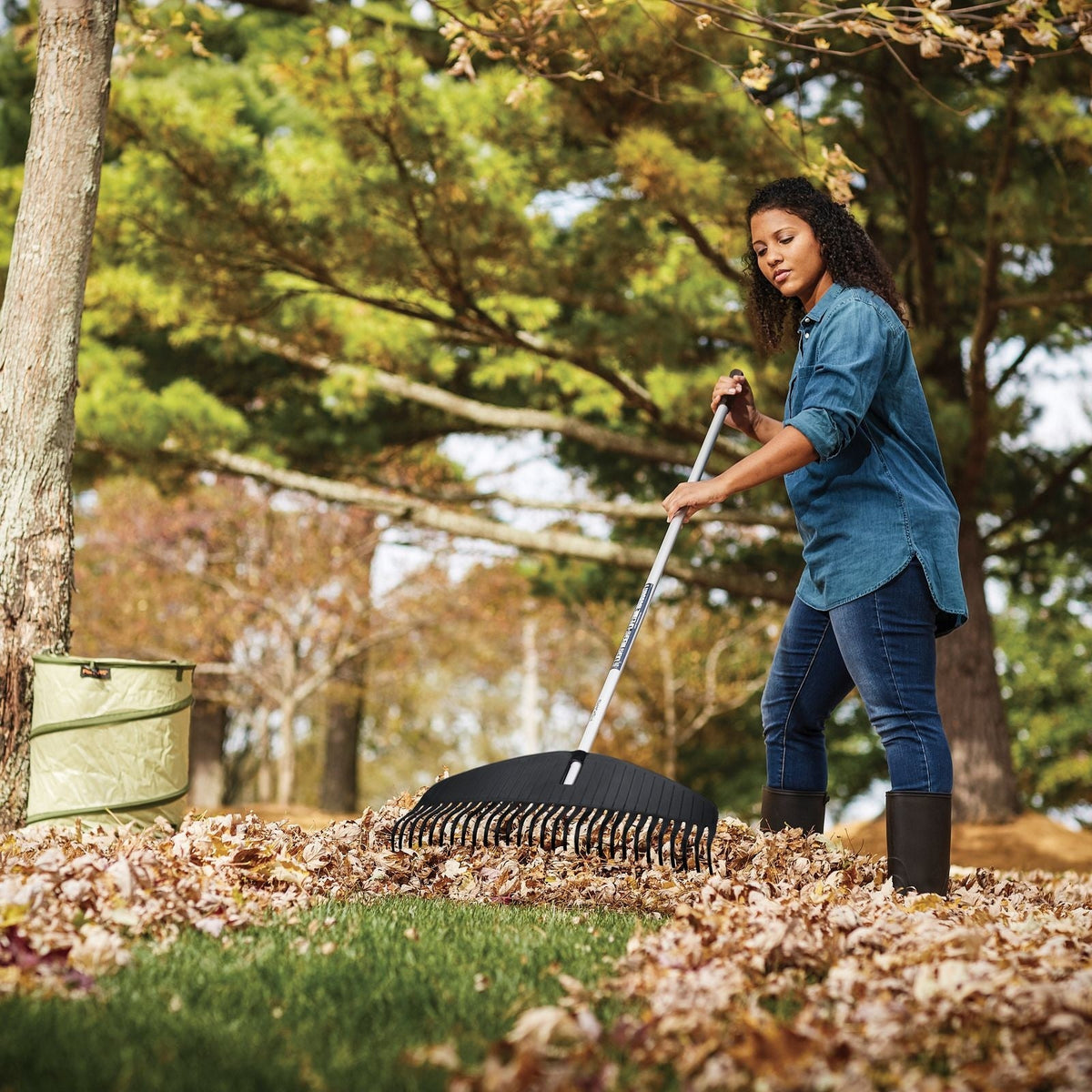 Heavy-Duty Resin Tines Aluminum Leaf Rake, 24-in