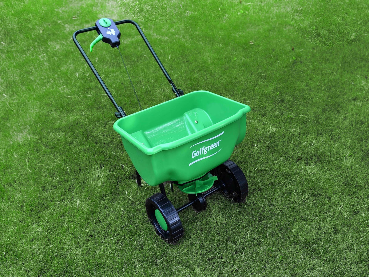 Broadcast Spreader, 15,000 sq. ft.