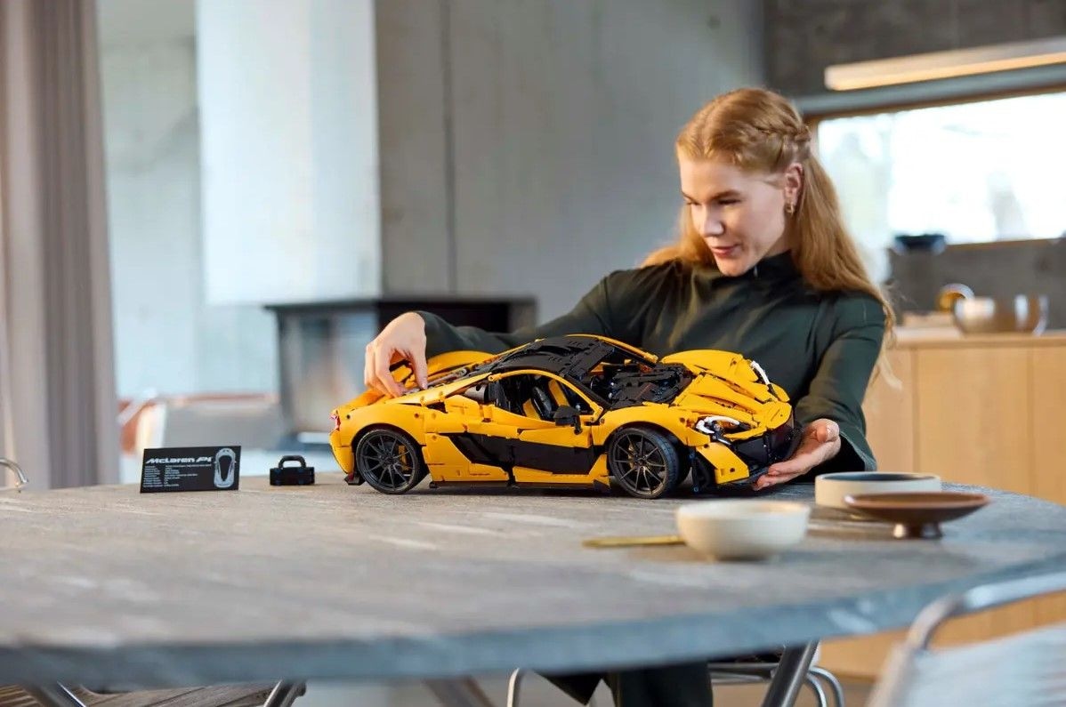 Technic P1 - 42172, 3893-pcs, Ages 18+