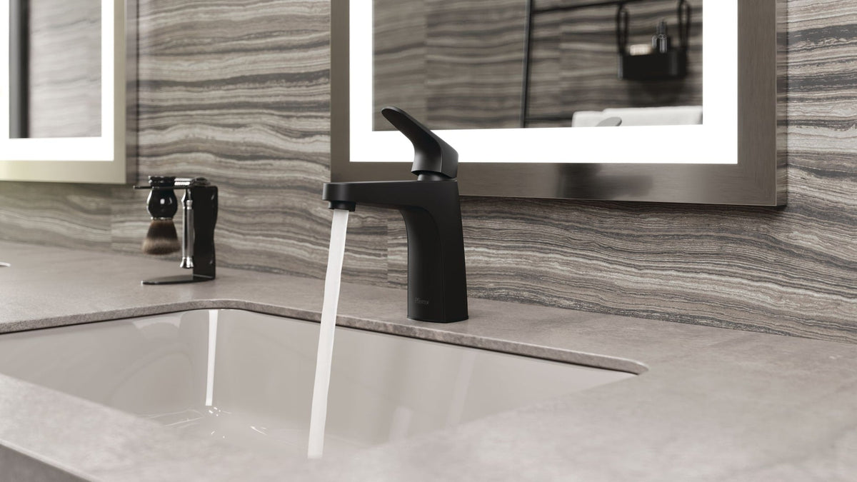 Matlock Single Handle High Arc Single Hole 4-in Centreset Bathroom Sink Faucet, Push & Seal Drain, Matte Black