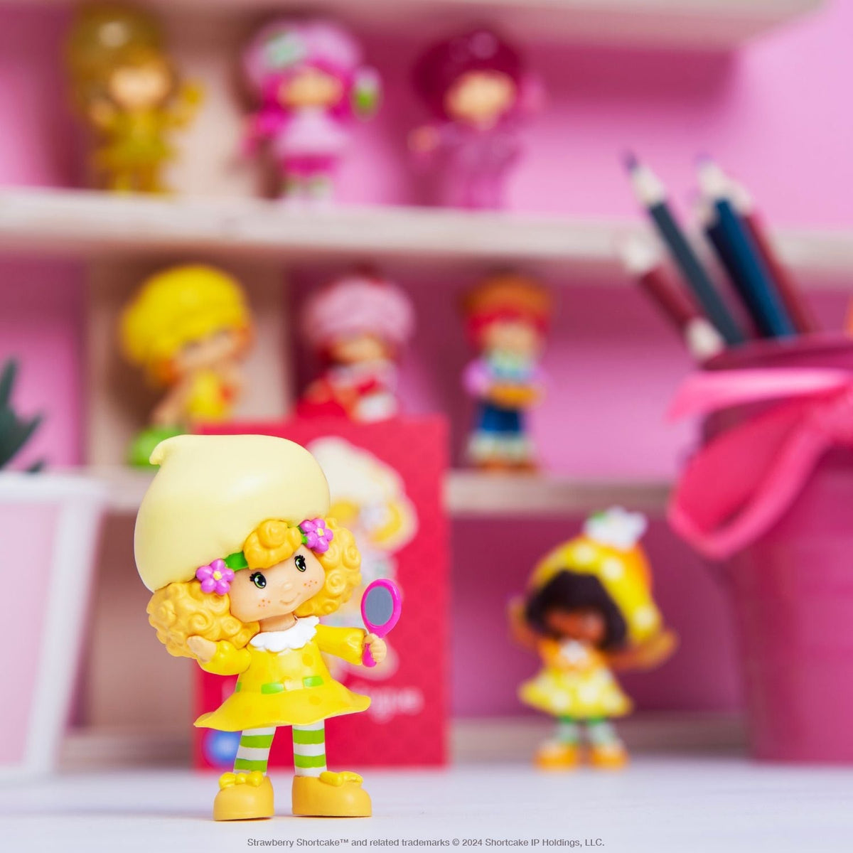 Strawberry Shortcake Collectible Figurines for Kids, Assorted, 2.5-in, 1-pc