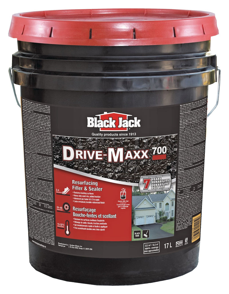 700 7-Year Asphalt Driveway Filler & Sealer, 32.5 sq. m Coverage, 17-L A7982
