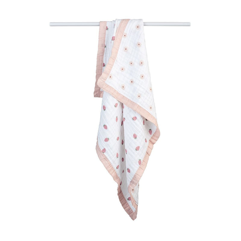 3-Ply Daisies & Strawberry Reversible Muslin Blanket O8760