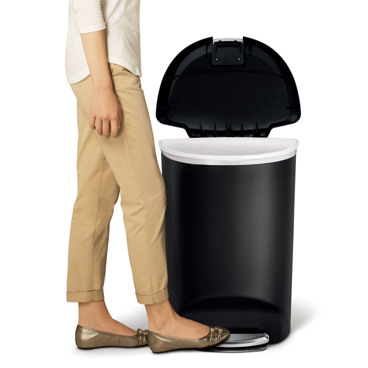 Plastic D-Shaped Step Garbage Can, Black, 50-L