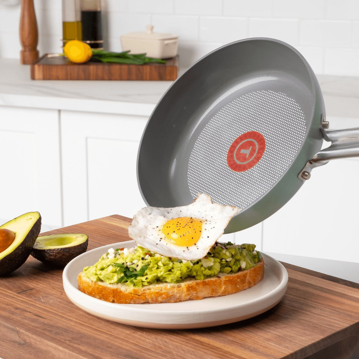 Ceramic Inspire, Non stick Frying Pan, Oven Safe, Heat Indicator, 8-in, Mint